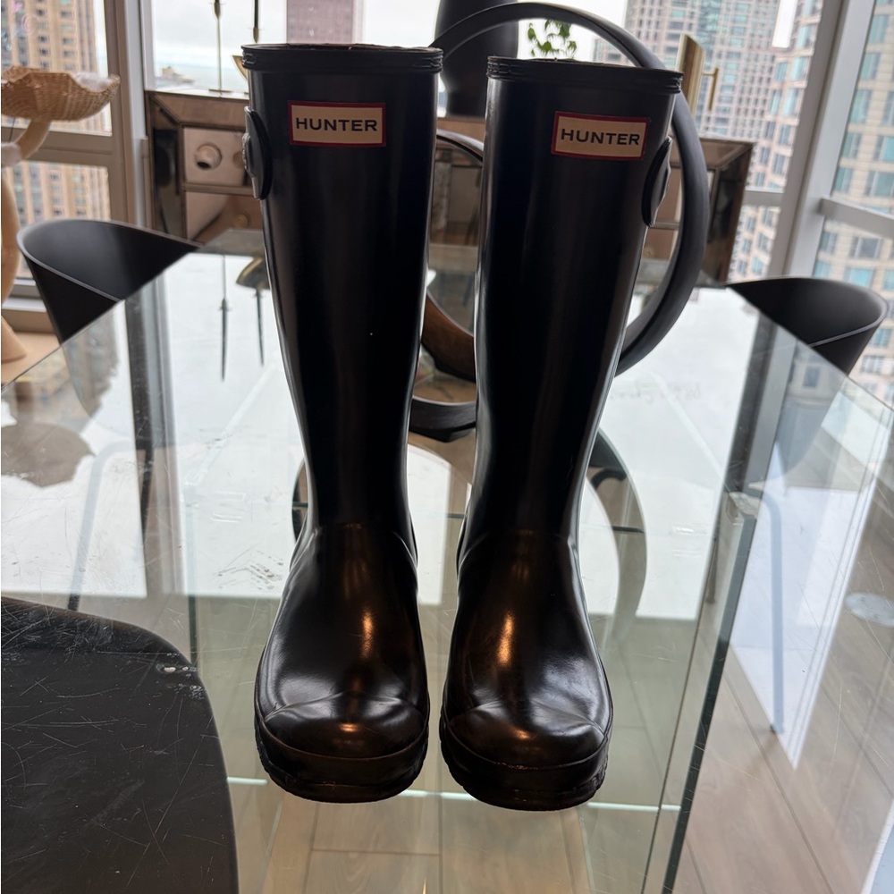 Hunter Black Gloss Tall Rain Boots